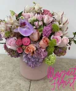 Harmonious Blend: A Designer's Choice Mix Flower Arrangement
