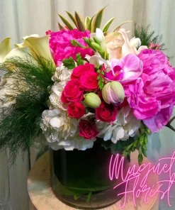 Heavenly Harmony: A Mix Colors Flower Arrangement of Serenity and Beauty