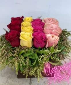 Woodland Elegance: A Rose Arrangement Nestled in an Exquisite Wooden Box