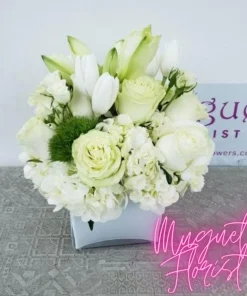Timeless Elegance: The Classic Sweet White Arrangement