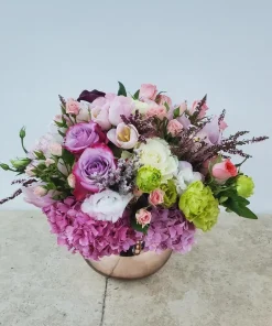 The Essence of Everyday Love: A Heartfelt Flower Arrangement