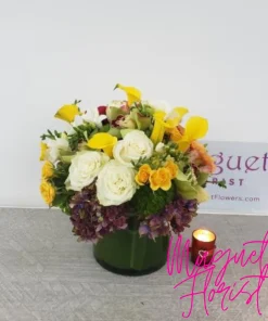 Sun-Kissed Harmony: A Yellow and White Bouquet