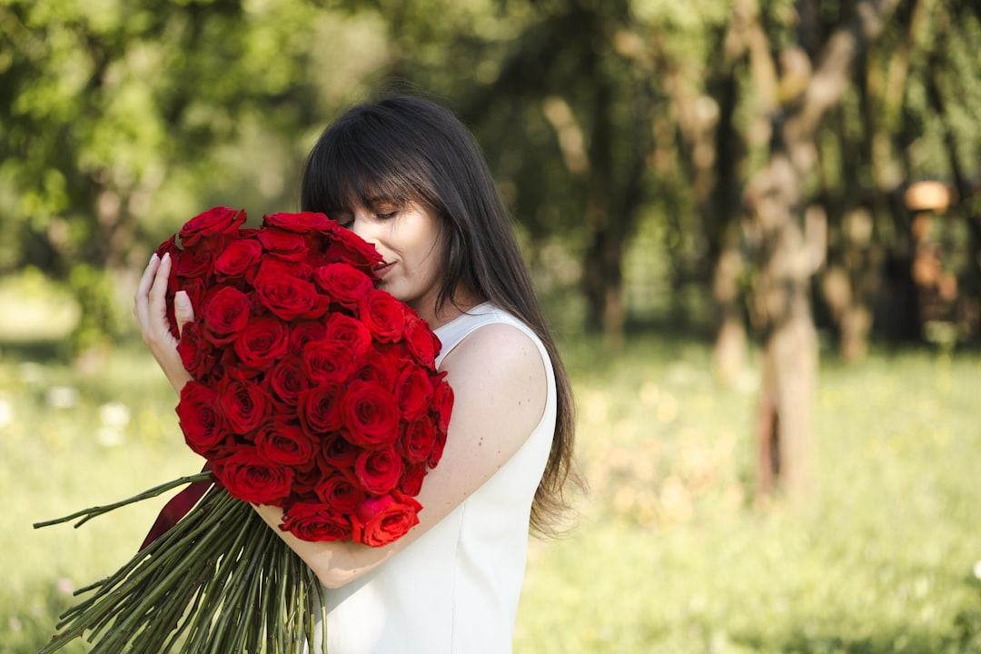 Premium long-stem roses